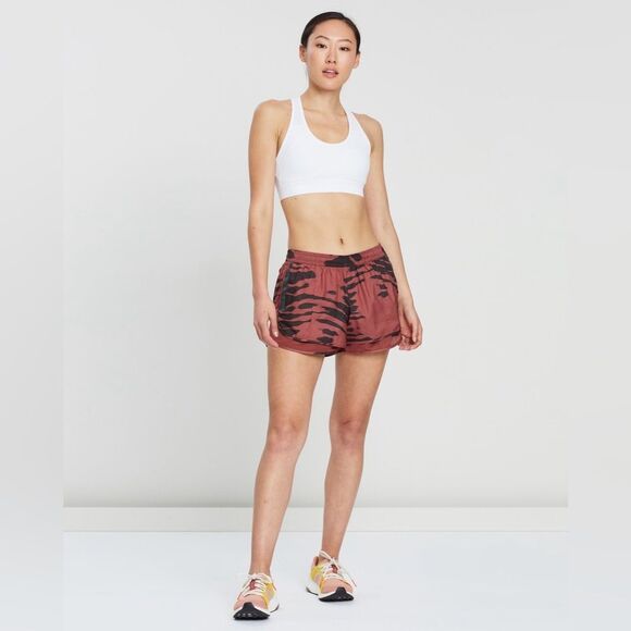 Adidas By Stella McCartney Run M20 Shorts in Red L - Picture 1 of 15